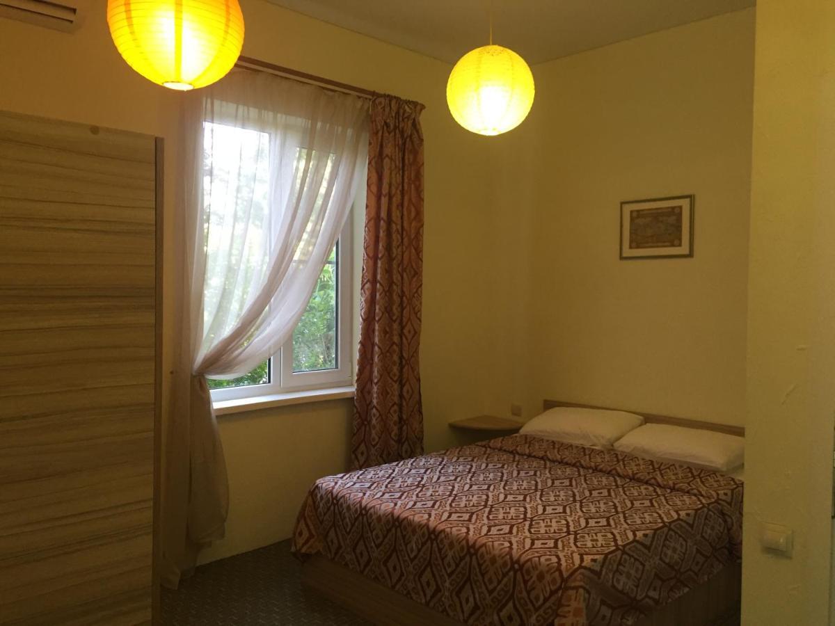 Guest House Inkit Pizunda Exterior foto