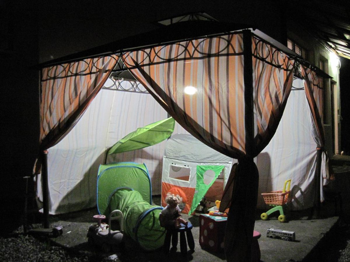 Guest House Inkit Pizunda Exterior foto