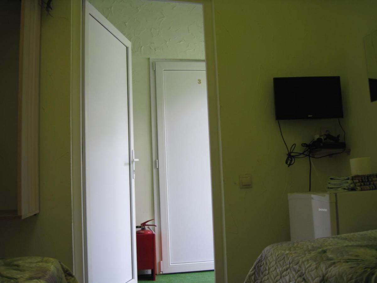 Guest House Inkit Pizunda Exterior foto